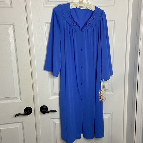 Shadowline Petals Embroidered Yoke House Gown Plus 1x Nylon Blue Buttons USA - Picture 1 of 9